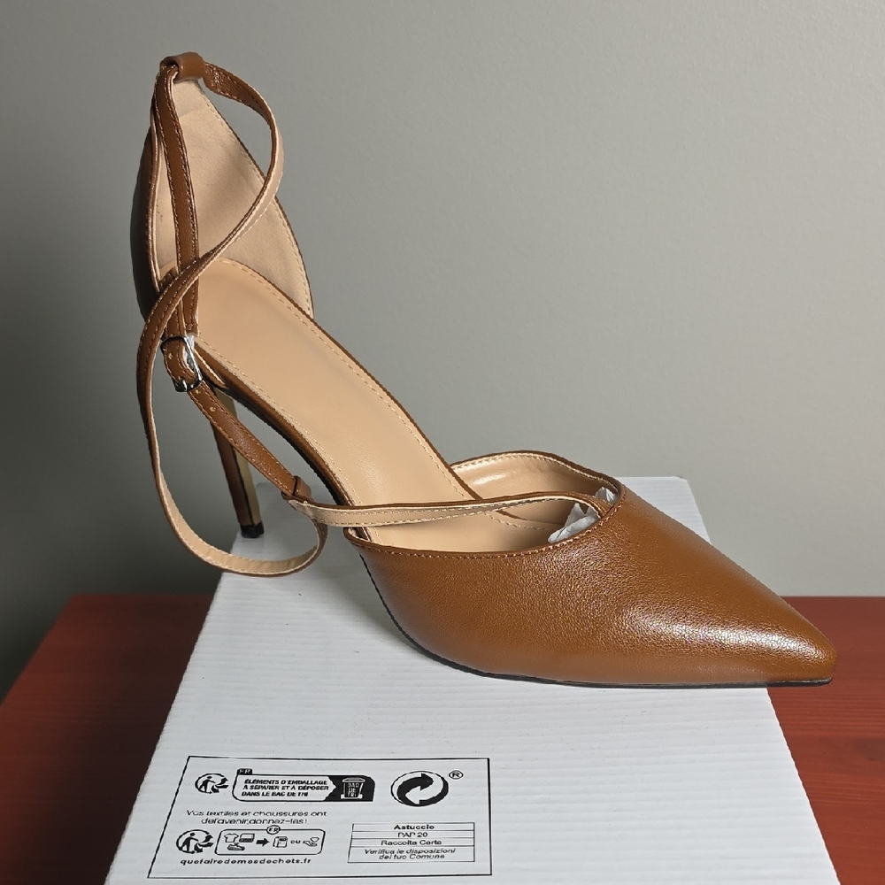 Elegant Brown Women's Heels